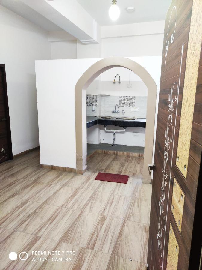 Yog Bhawan Aparthotel Grander Noida Exterior foto