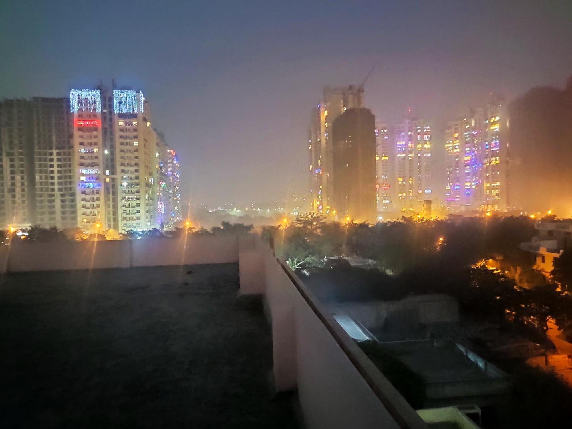 Yog Bhawan Aparthotel Grander Noida Exterior foto