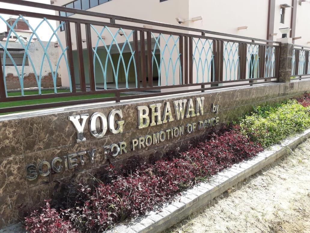 Yog Bhawan Aparthotel Grander Noida Exterior foto