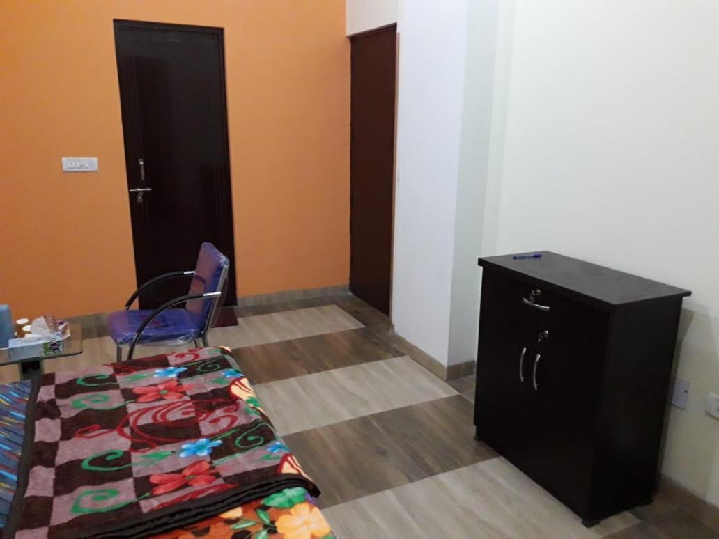 Yog Bhawan Aparthotel Grander Noida Exterior foto
